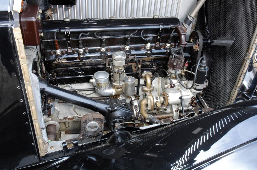  Rolls-Royce Phantom II Drophead Coupe 1932 года  (фото 5 из 6)